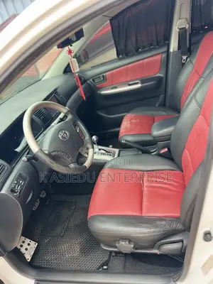 Toyota Corolla 1.8 VVTL-i TS 2007 White