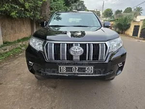 Toyota Land Cruiser Prado 2.8 2021 Matt Black