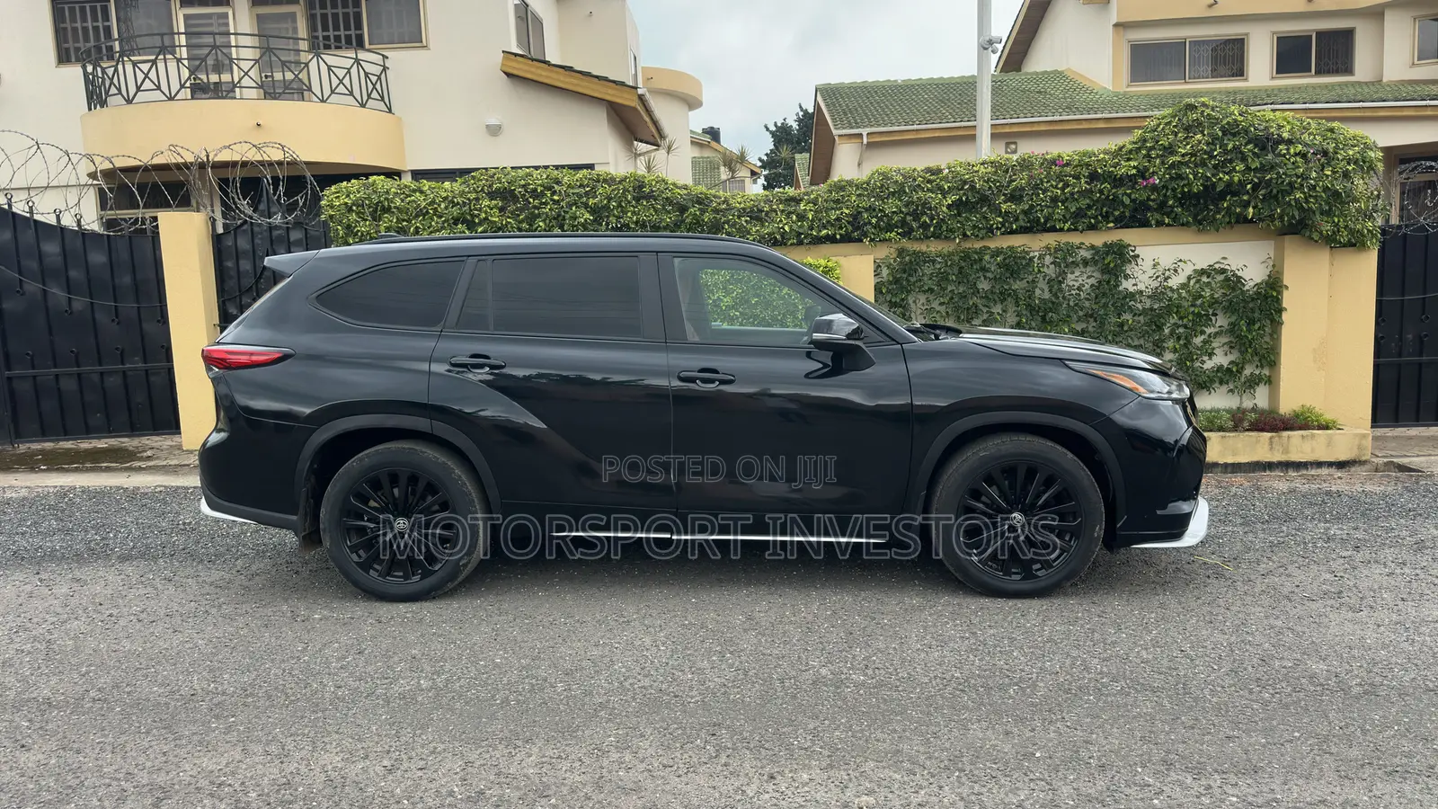 Toyota Highlander XSE AWD 2023 Black