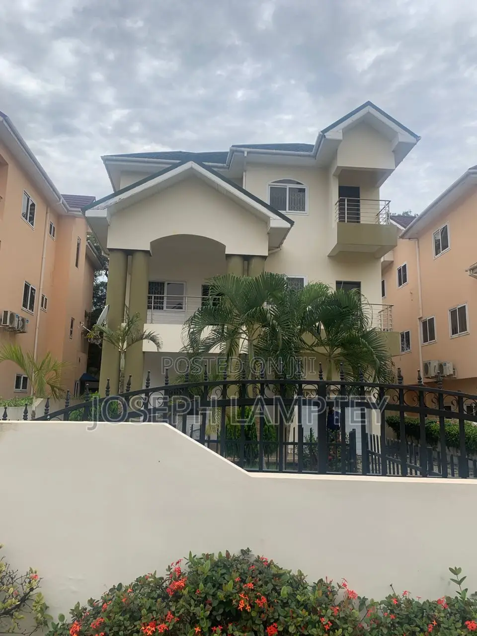 Furnished 5bdrm Townhouse / Terrace in Joseph Lamptey, US Embassy Area