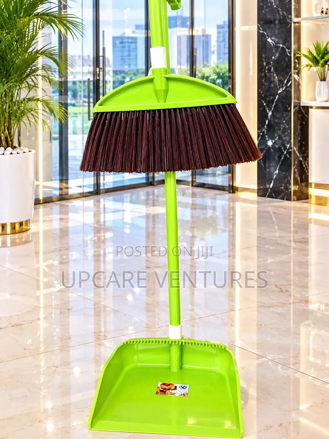 Broom With Standing Dustpan