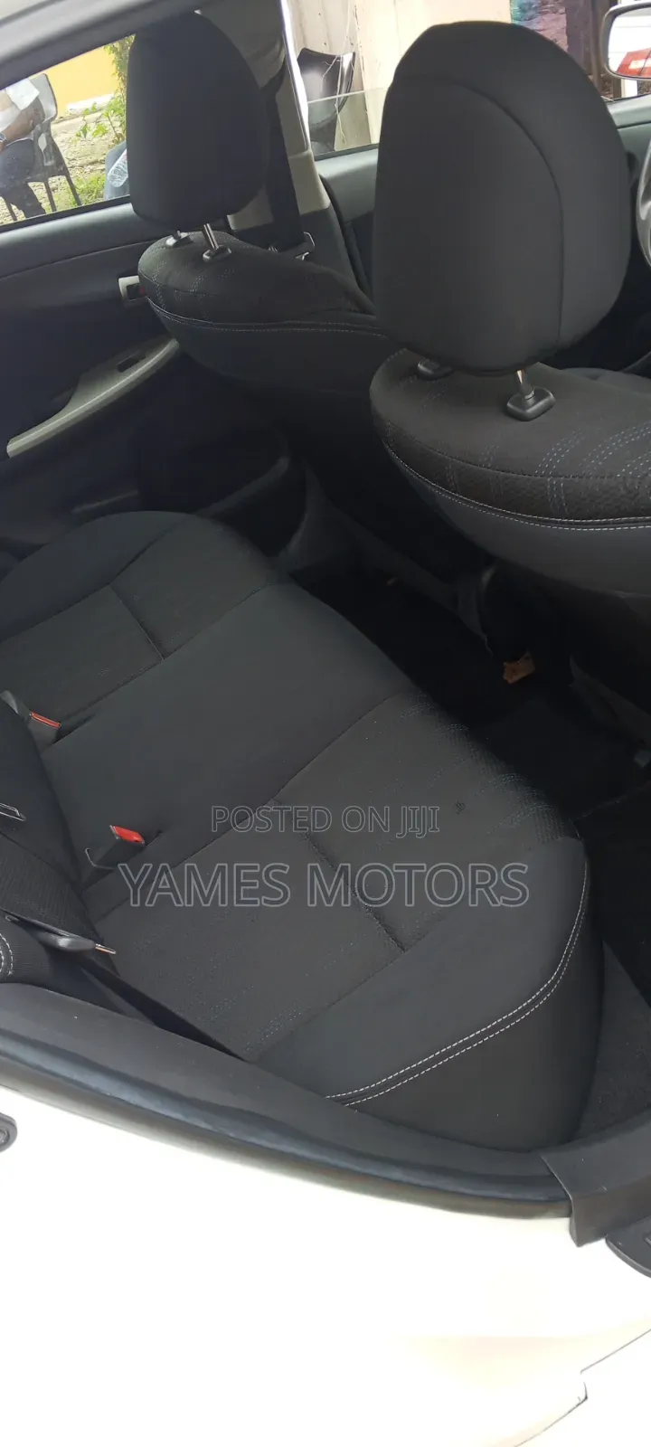 Toyota Corolla 2013 White