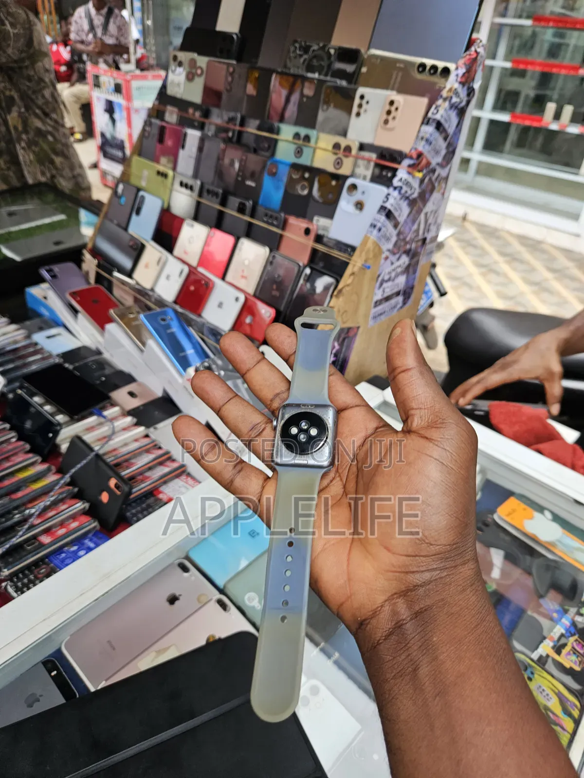Apple Watch Series 3 42mm Cellular