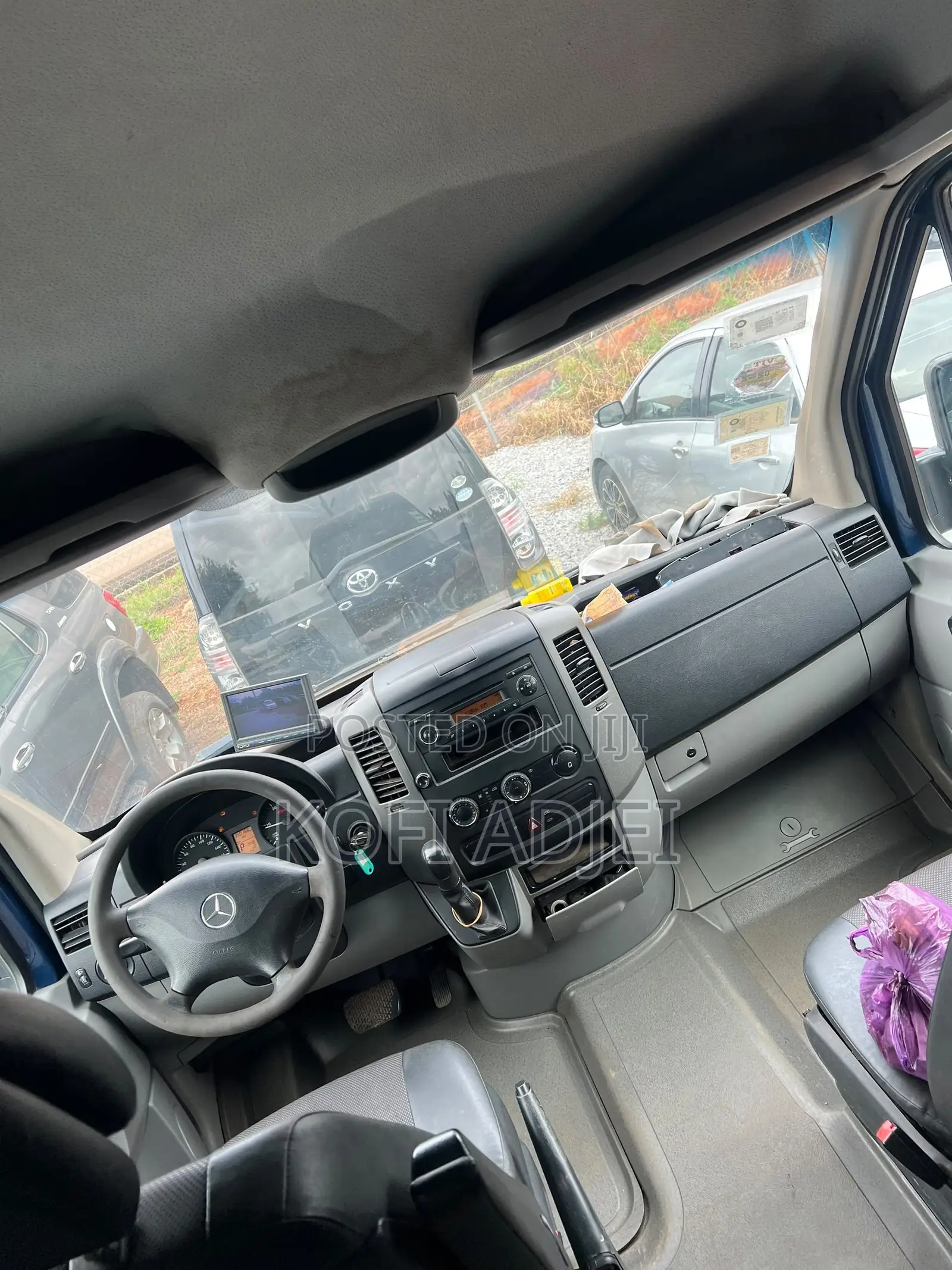 Mercedes-Benz Sprinter 2018 Blue
