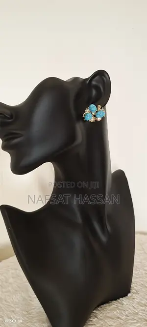 Inlaid Zircon Bue Resin Ear Jewelry