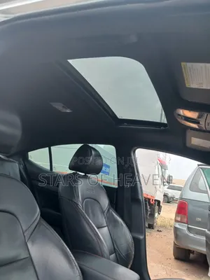 Hyundai Elantra 2018 Silver