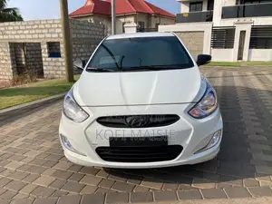 Hyundai Accent GLS 4dr Sedan (1.6L 4cyl 6A) 2014 White
