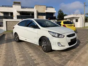 Hyundai Accent GLS 4dr Sedan (1.6L 4cyl 6A) 2014 White