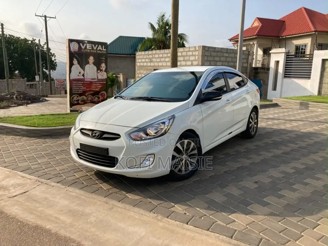 Hyundai Accent GLS 4dr Sedan (1.6L 4cyl 6A) 2014 White