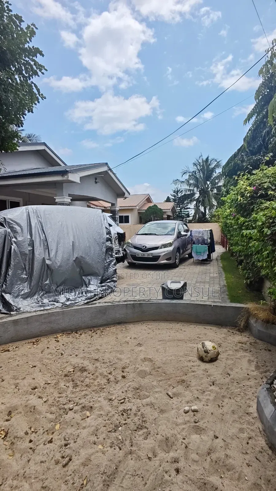 3bdrm House in Satellite, Amasaman for sale