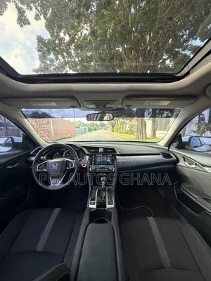 Honda Civic EX Sedan 2018 White