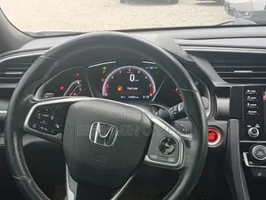 Honda Civic 2019 White