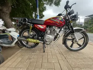 Royal RY125 2026 Red