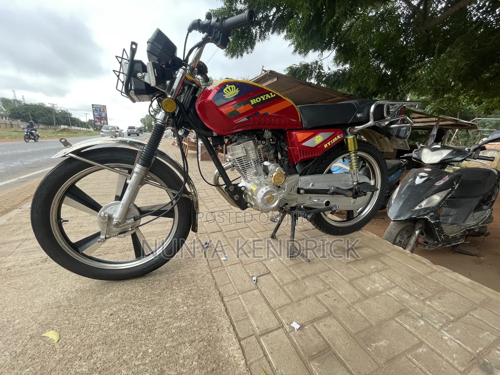 Royal RY125 2026 Red