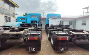 X3s 6×4 Tractor Head