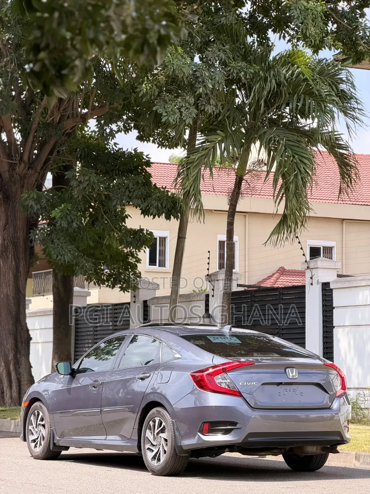 Honda Civic EX-L 4dr Sedan (1.5L 4cyl) 2017 Gray