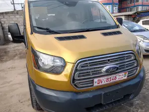 Ford Transit 2015 Gold