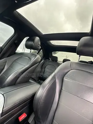 Mercedes-Benz C300 Sport 4Matic Sedan AWD (2.0L 4cyl 7A) 2017 Blue