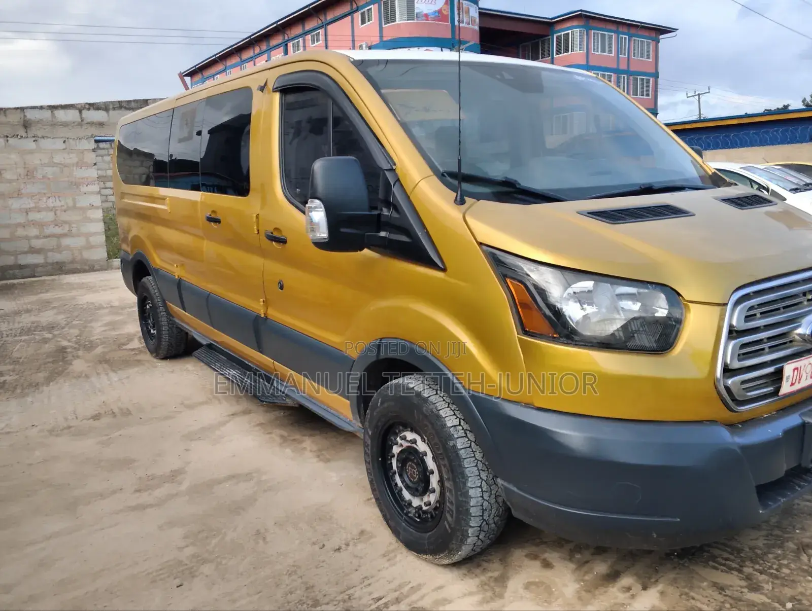 Ford Transit 2015 Gold
