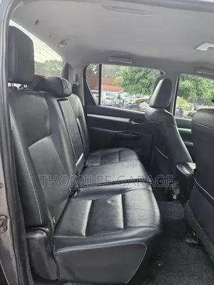 Toyota Hilux 2019 Black