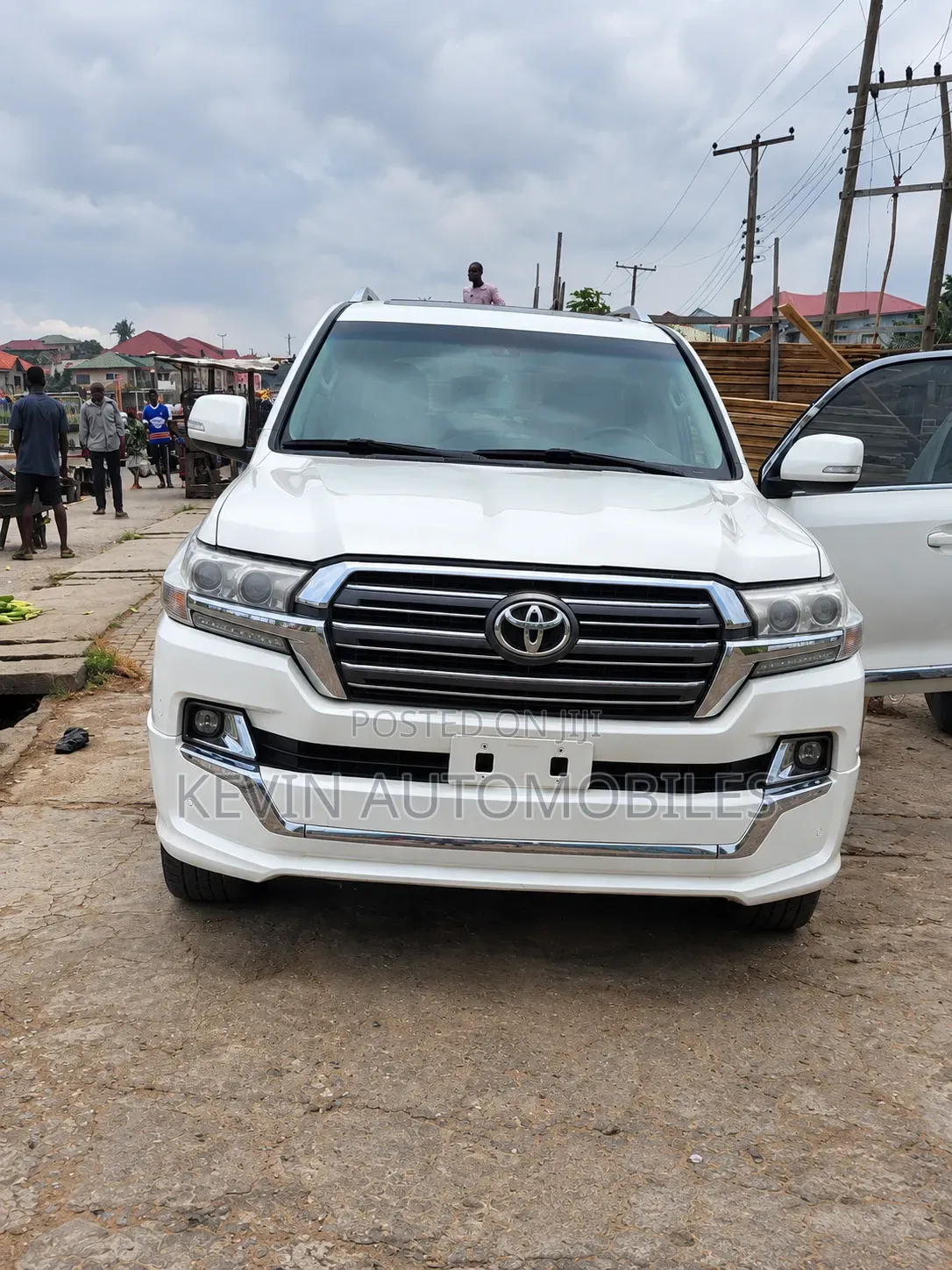 Toyota Land Cruiser 2014 White