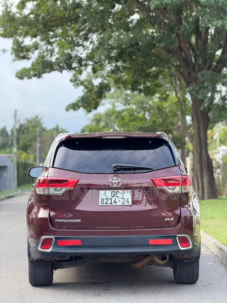 Toyota Highlander XLE 4x4 V6 (3.5L 6cyl 8A) 2018 Burgundy