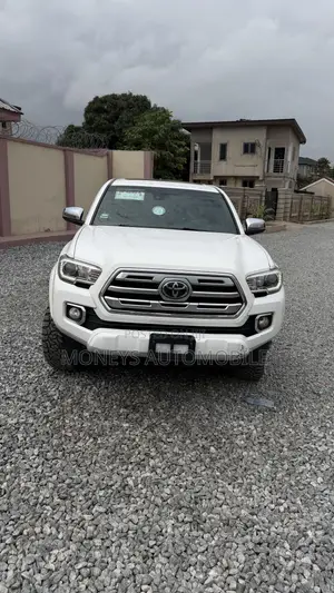 Toyota Tacoma Limited 2019 White