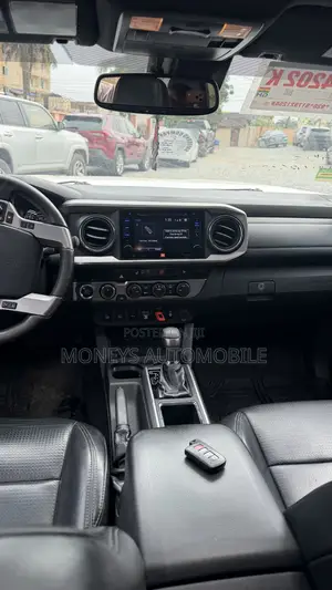 Toyota Tacoma Limited 2019 White
