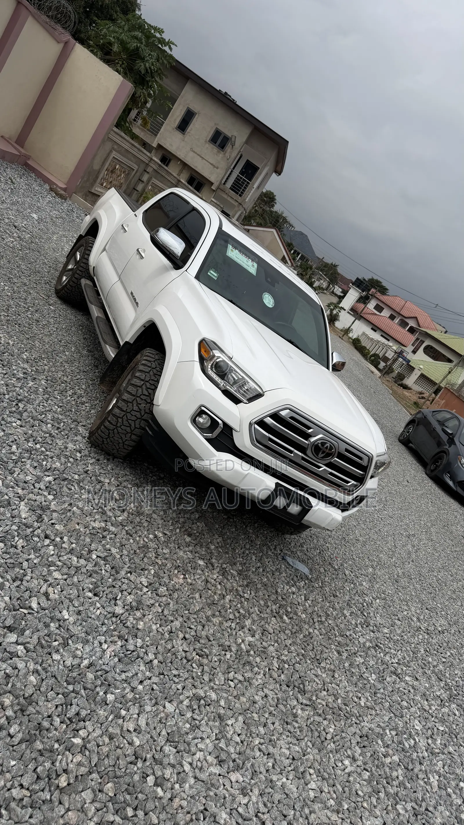 Toyota Tacoma Limited 2019 White