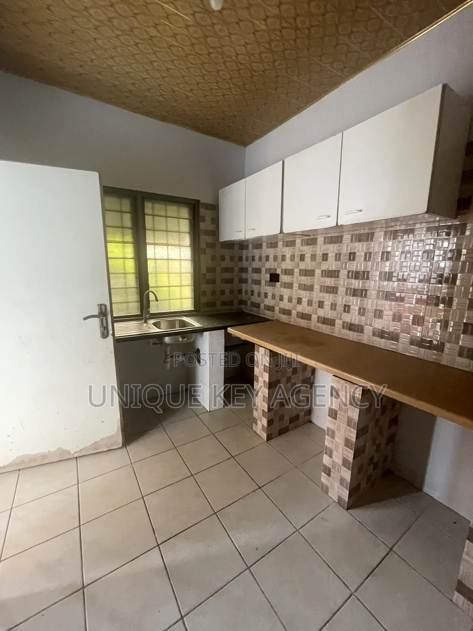 1bdrm Apartment in Unique Key Agency, Spintex for rent