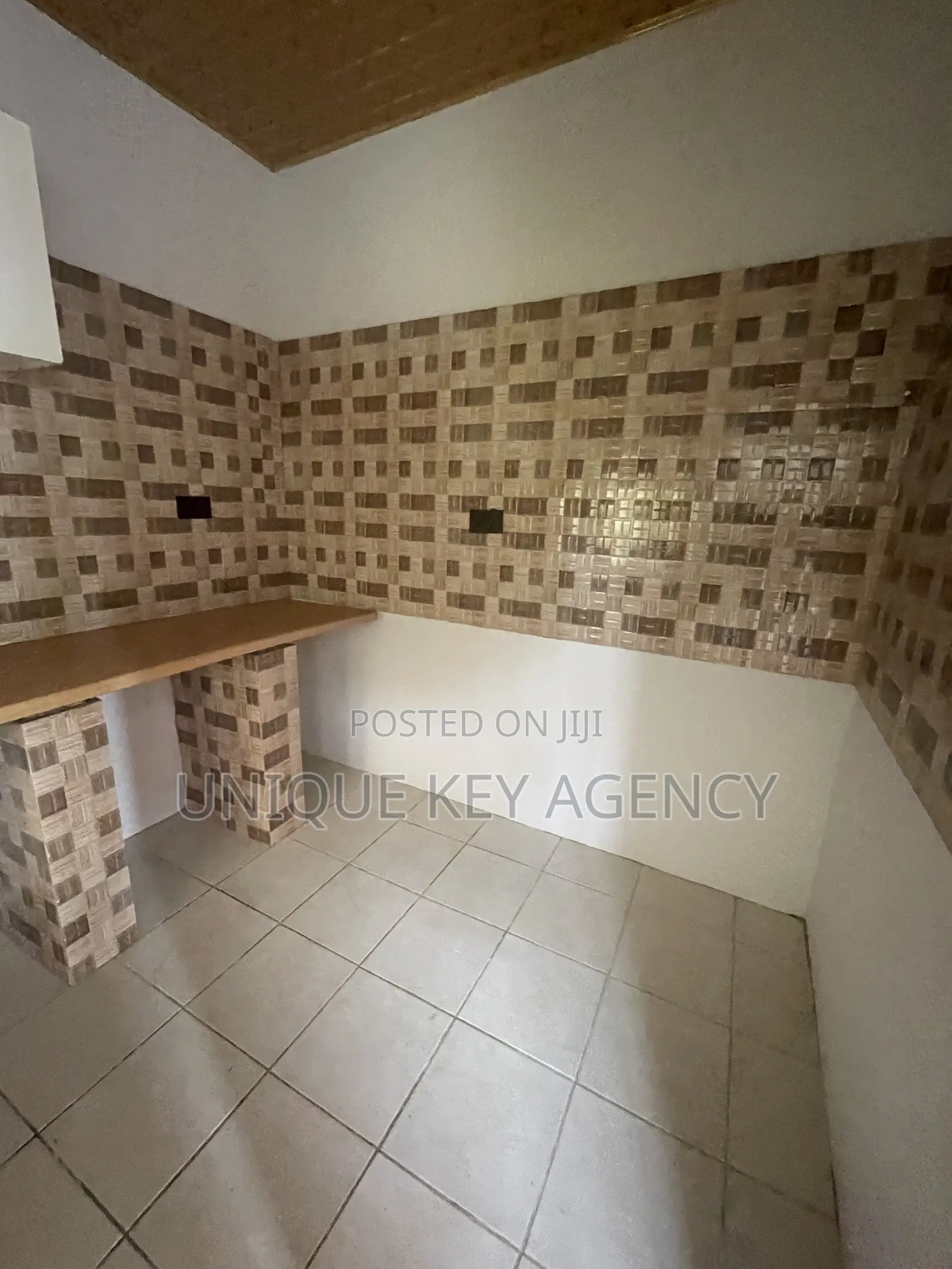 1bdrm Apartment in Unique Key Agency, Spintex for rent
