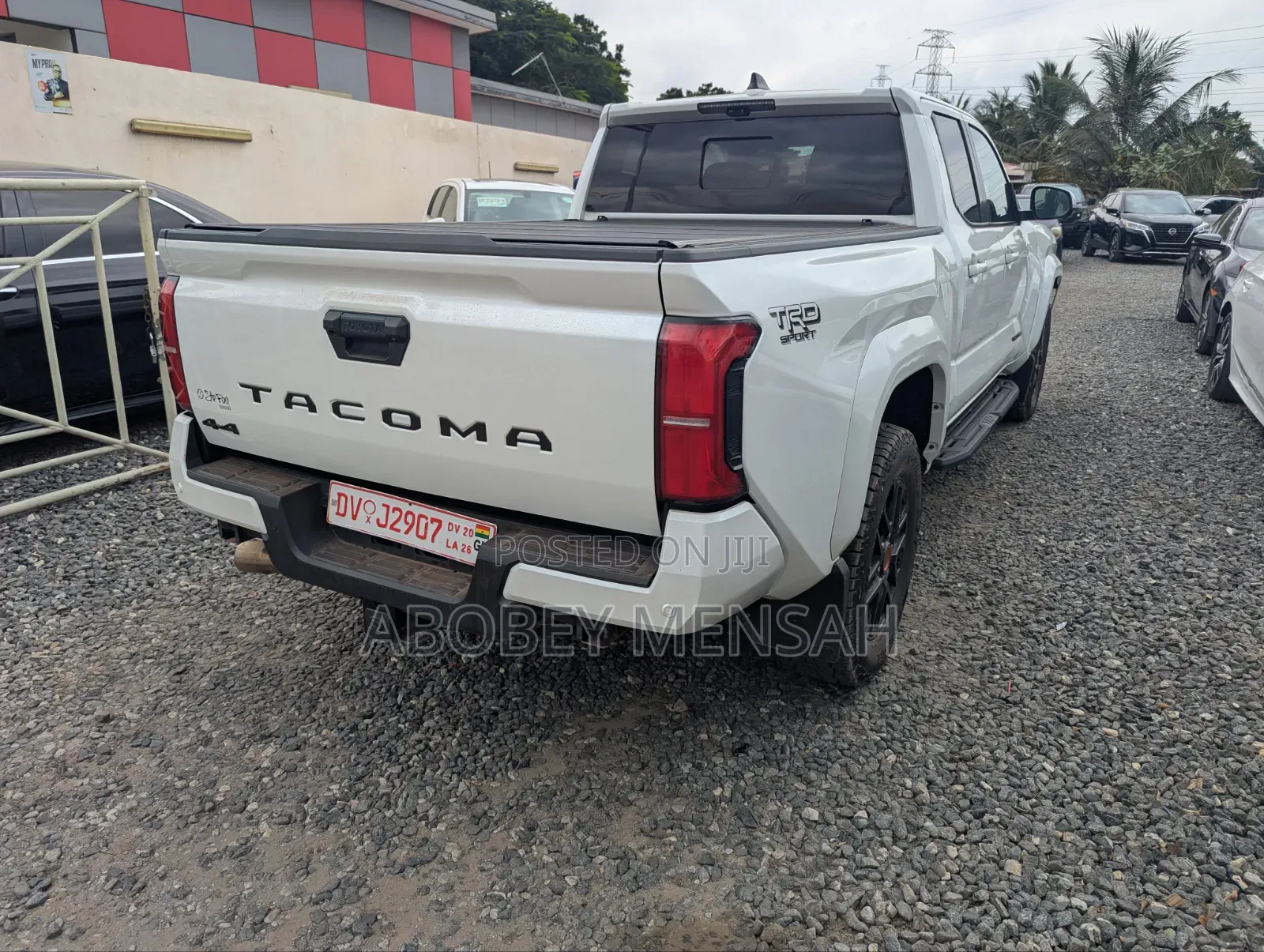 Toyota Tacoma TRD Sport Double Cab 6.1 ft. SB 2025 White
