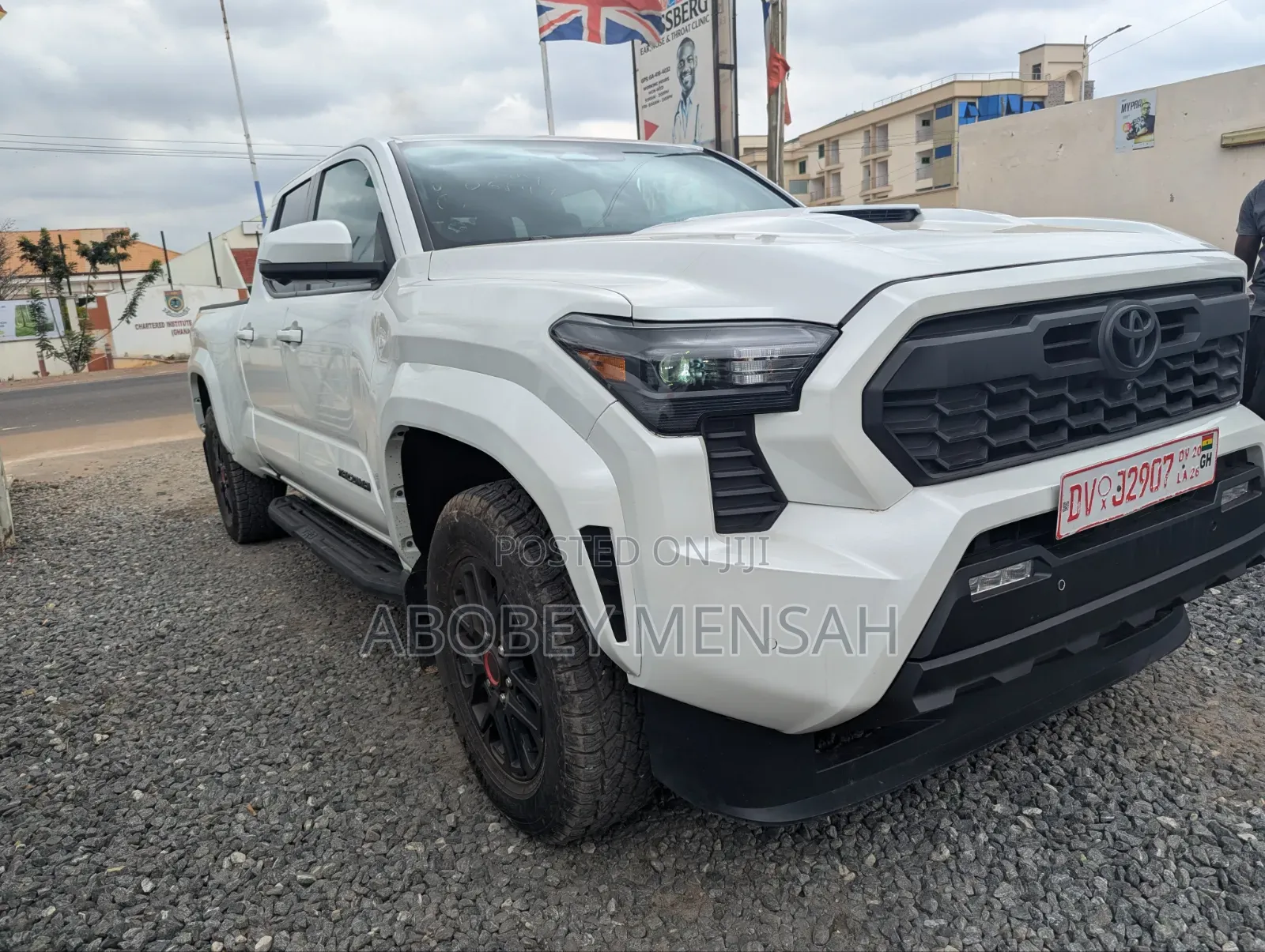 Toyota Tacoma TRD Sport Double Cab 6.1 ft. SB 2025 White