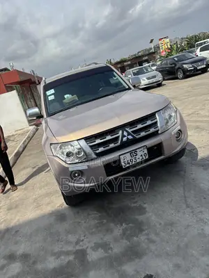 Mitsubishi Pajero Sport 2010 Beige
