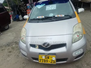 Toyota Vitz 2010