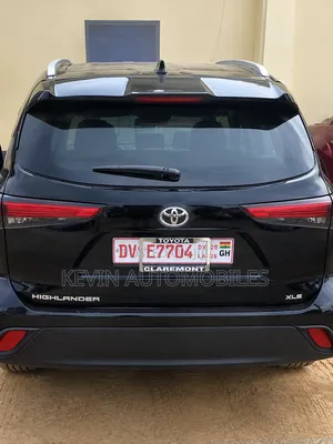 Toyota Highlander 2022 Black