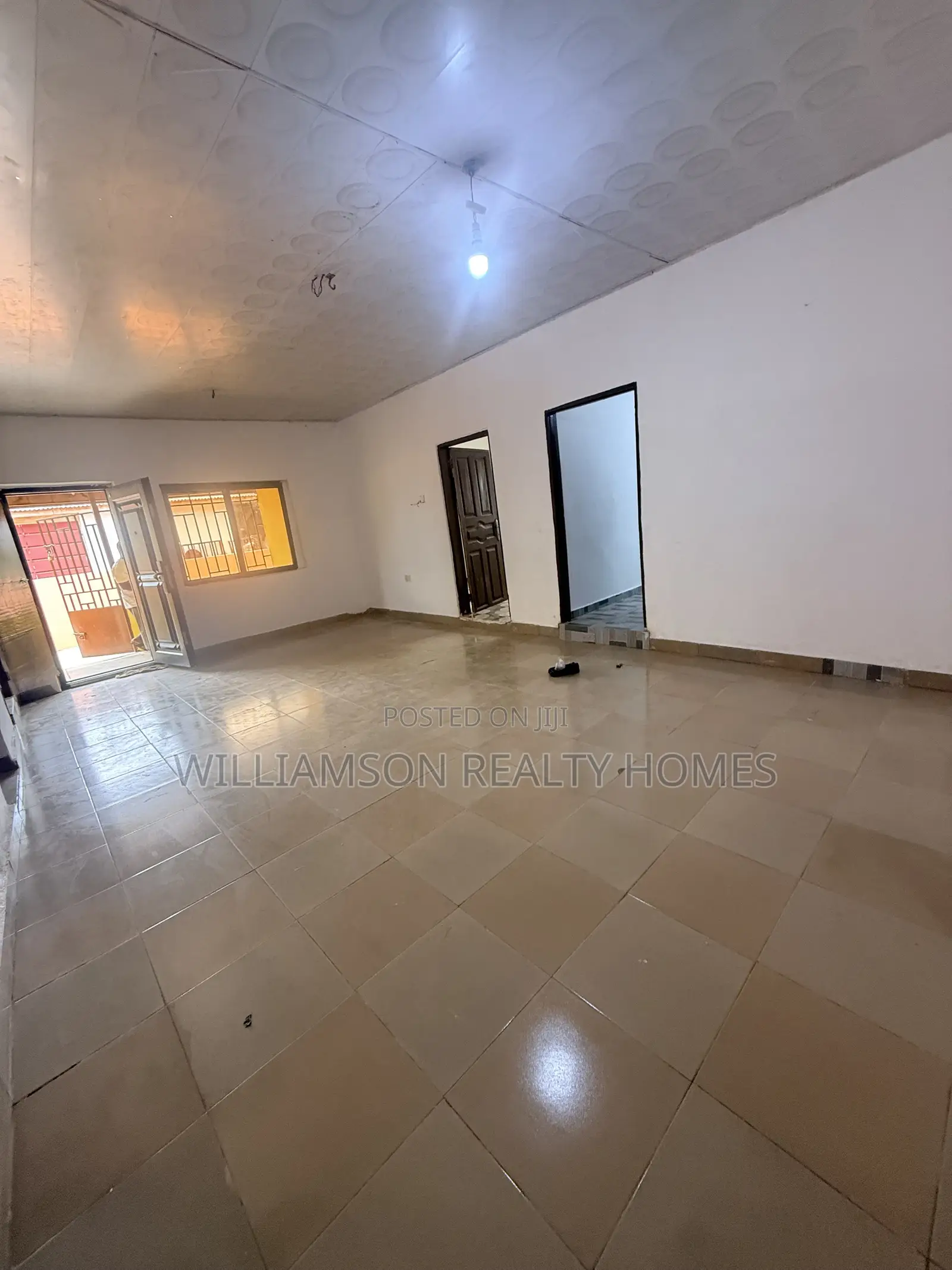 2bdrm House in Spintex Main Road for rent