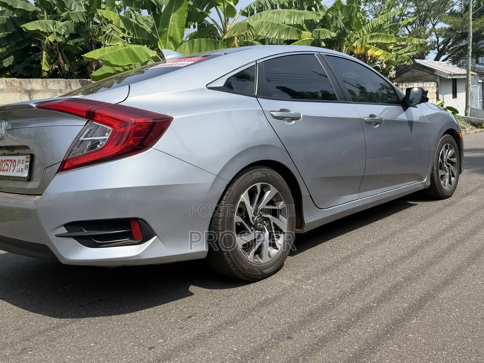 Honda Civic EX Sedan 2018 Silver