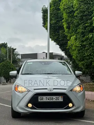 Toyota Yaris iA 1.5 FWD 2019 Gray