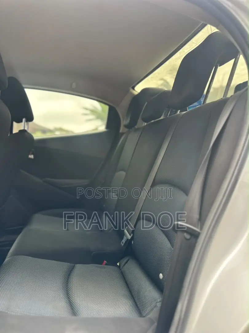 Toyota Yaris iA 1.5 FWD 2019 Gray