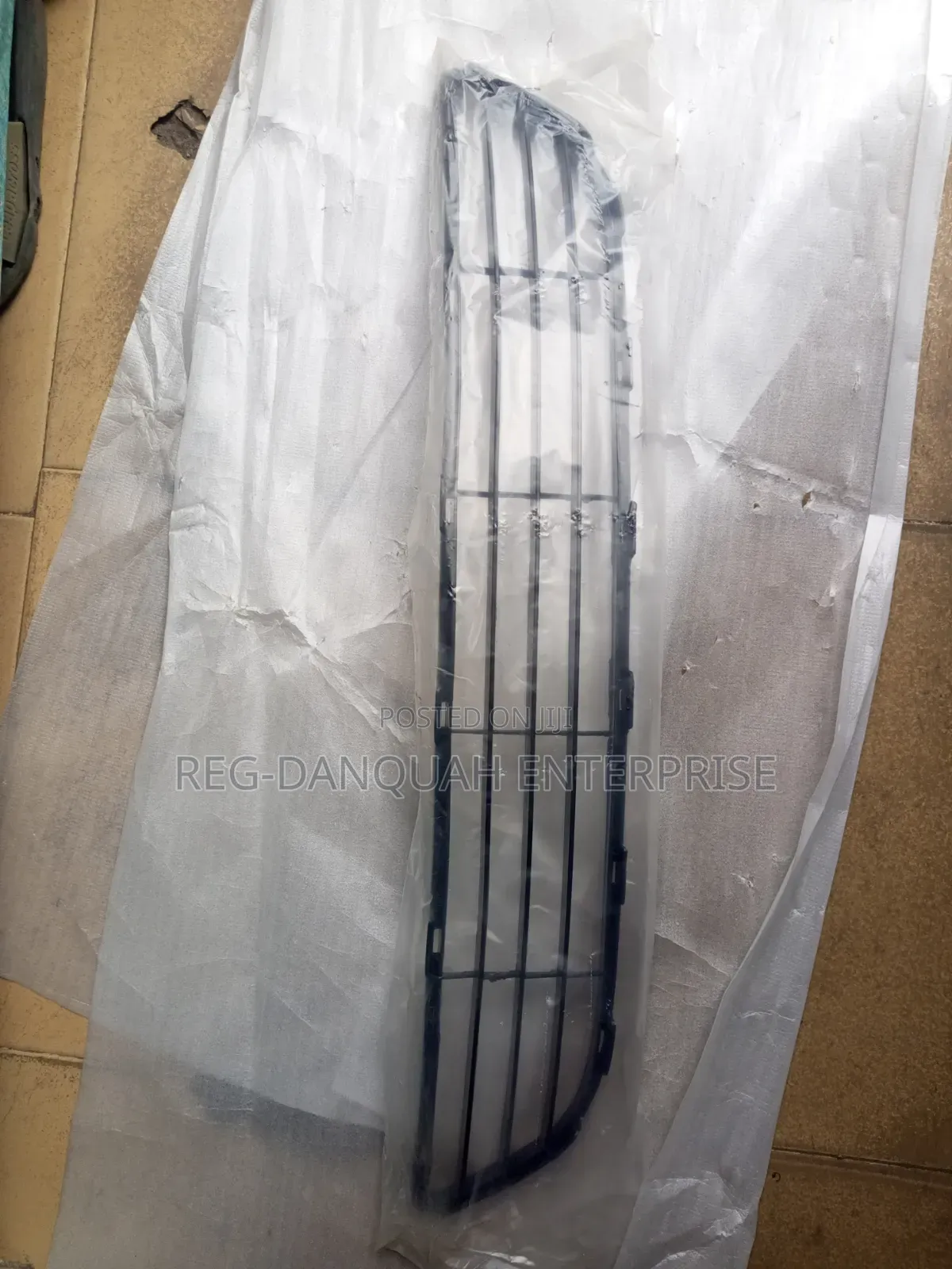Toyota Yaris 2007-2011 Down Grille
