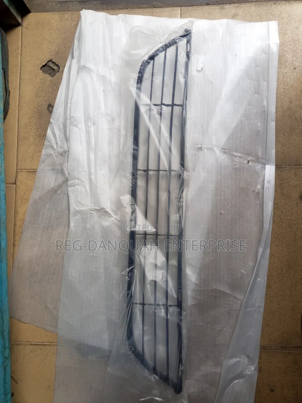 Toyota Yaris 2007-2011 Down Grille