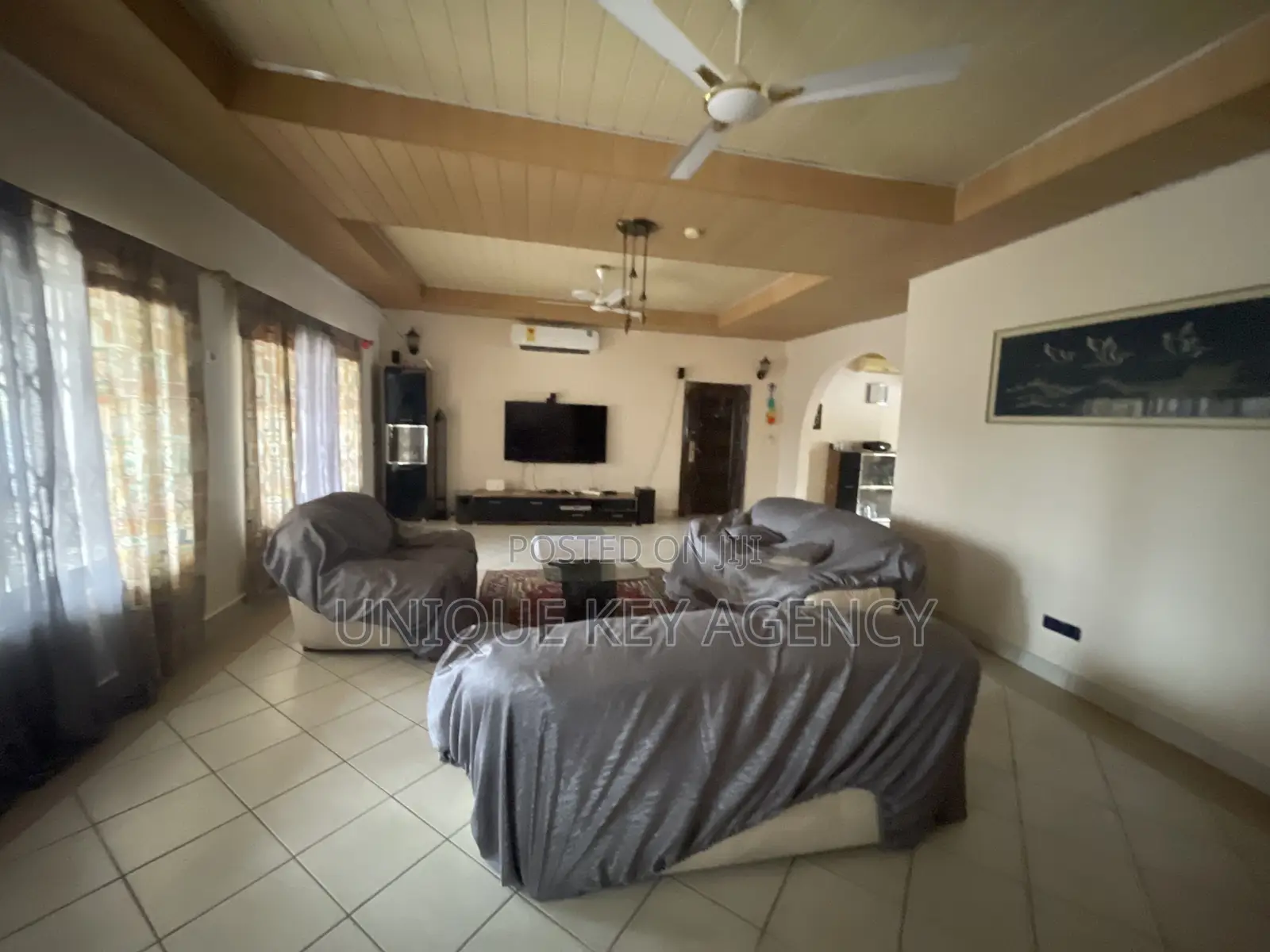 Furnished 4bdrm House in Unique Key Agency, Spintex for rent