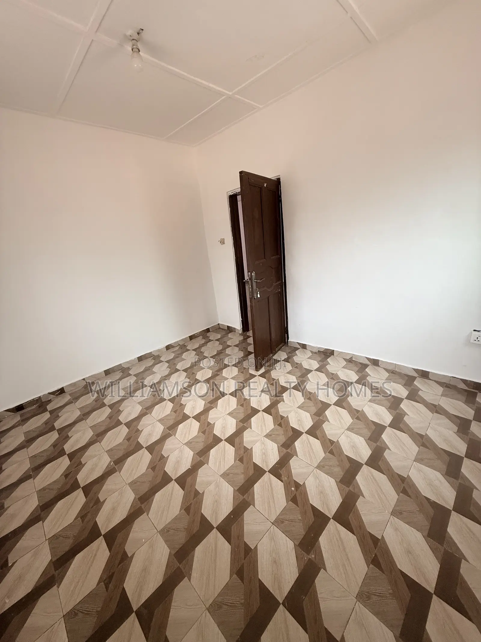 2bdrm House in Spintex Main Road for rent