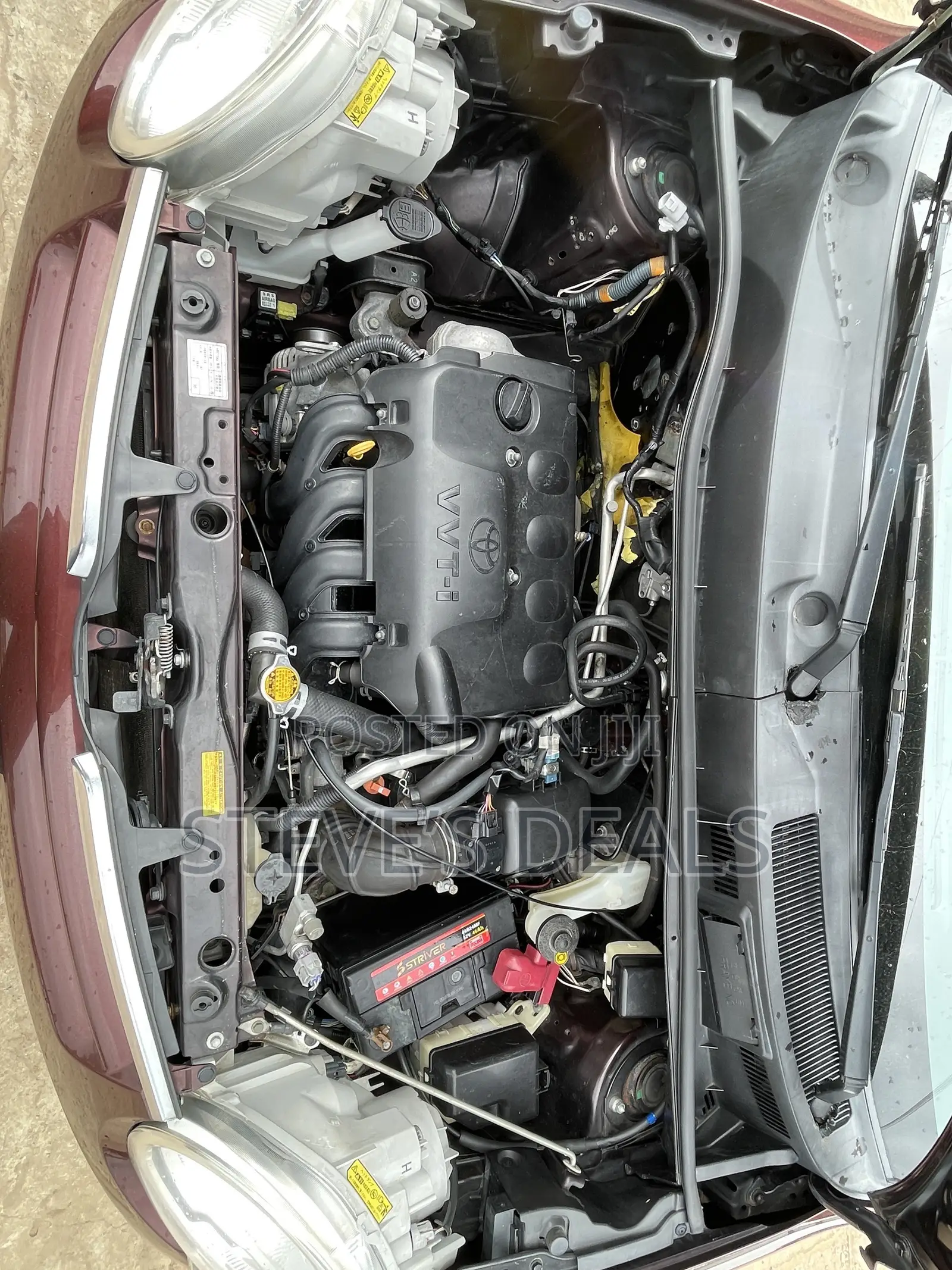 Toyota Sienta 1.5 AWD 2012 Maroon