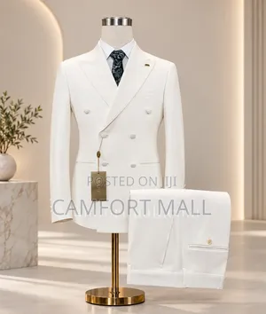 Luxurious Men's Suit