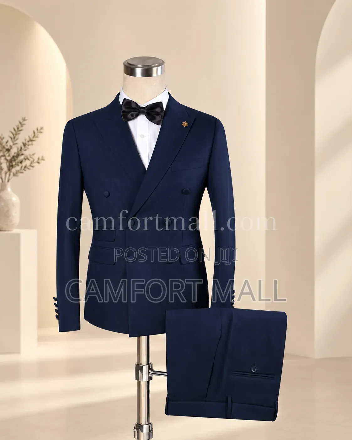 Luxurious Men's Suit