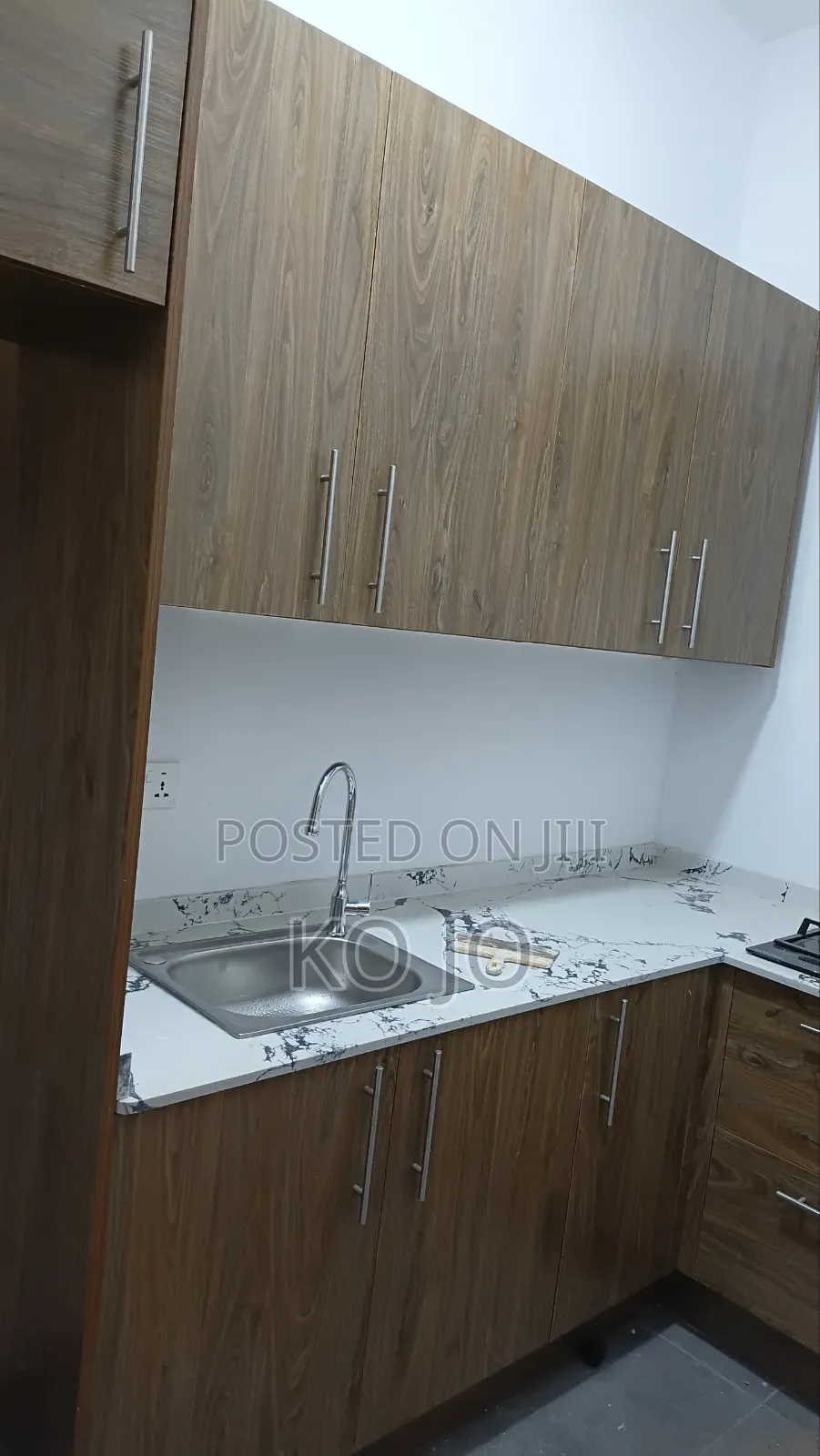1bdrm Apartment in School Junction for rent