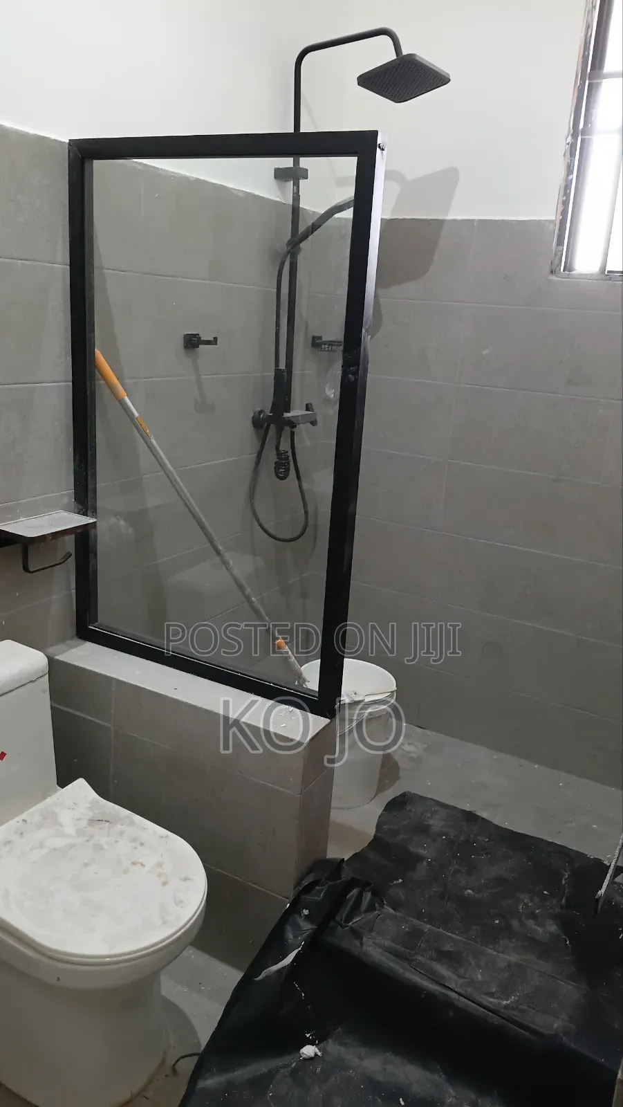 1bdrm Apartment in School Junction for rent