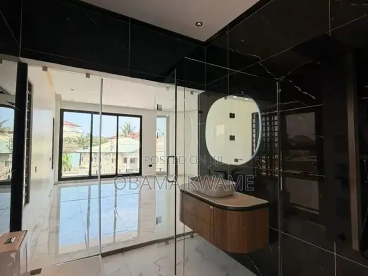 4bdrm House in Laryea Homes, Lake Side Estate for sale